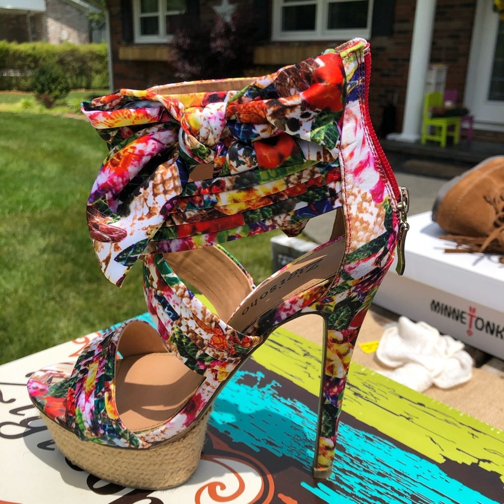 Khloe Zigi Soho Floral Heels